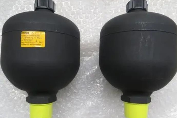 蓄能器充氣工具不會使用？這份使用指南要收好！